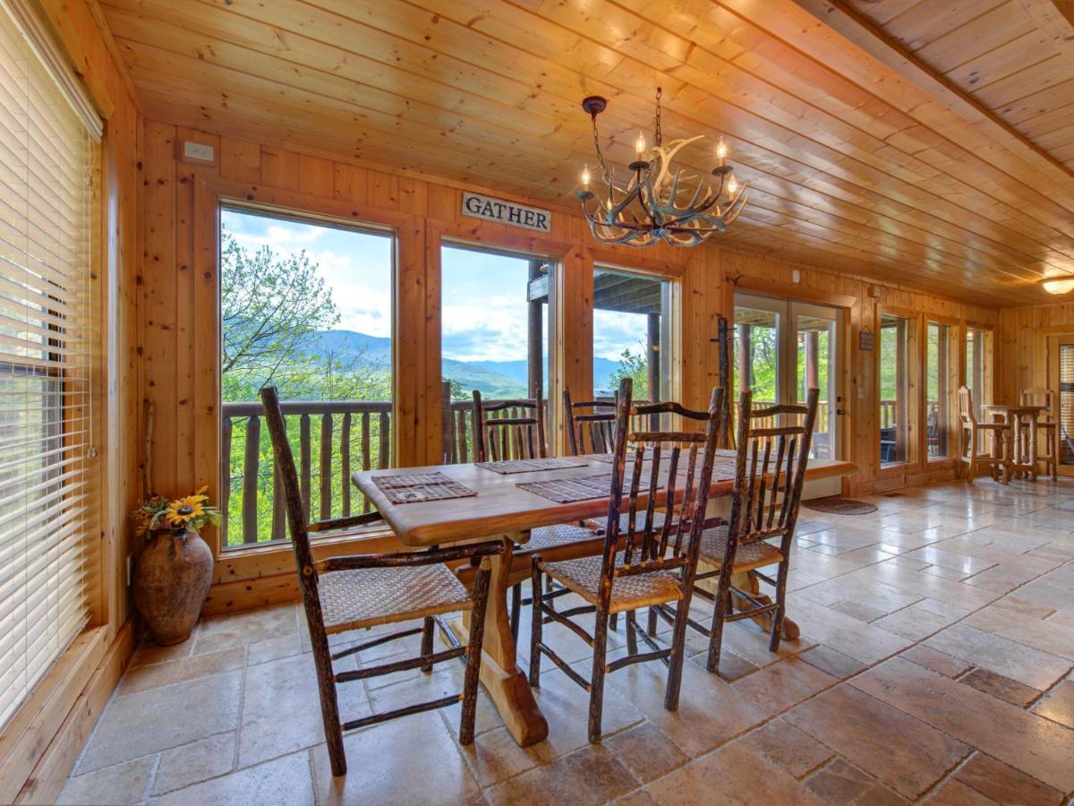 Edens View Villa Гетлинбург Екстериор снимка